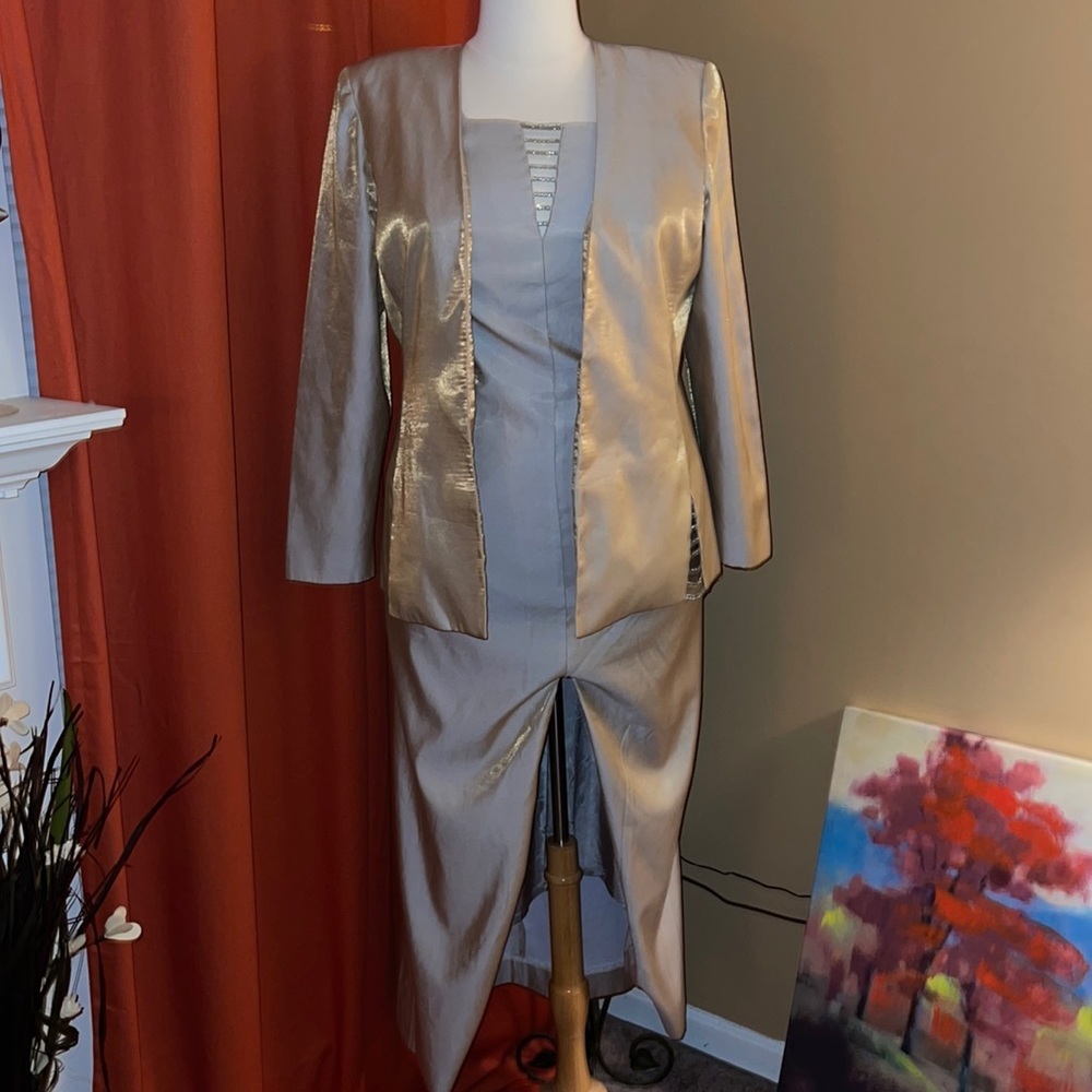 Katherine Lindsay | Ladies Evening Dress & Jacket​
